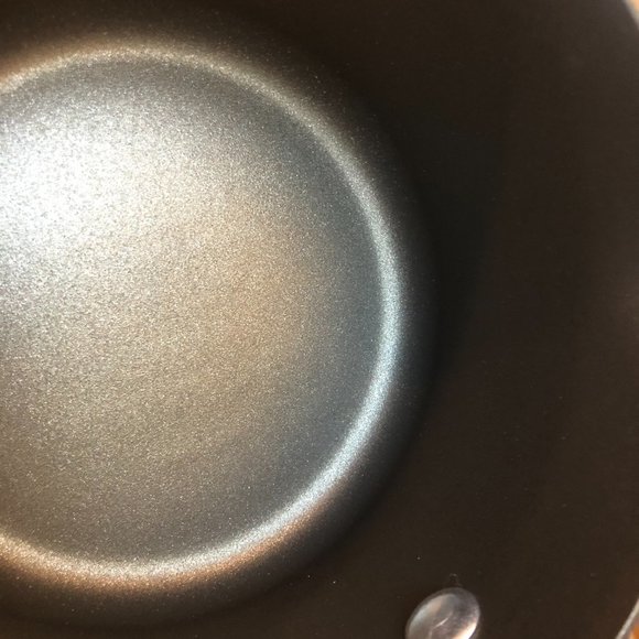 New - Calphalon Classic Non-stick 7-pc Cookware Set (without box) - Picture 12 of 15